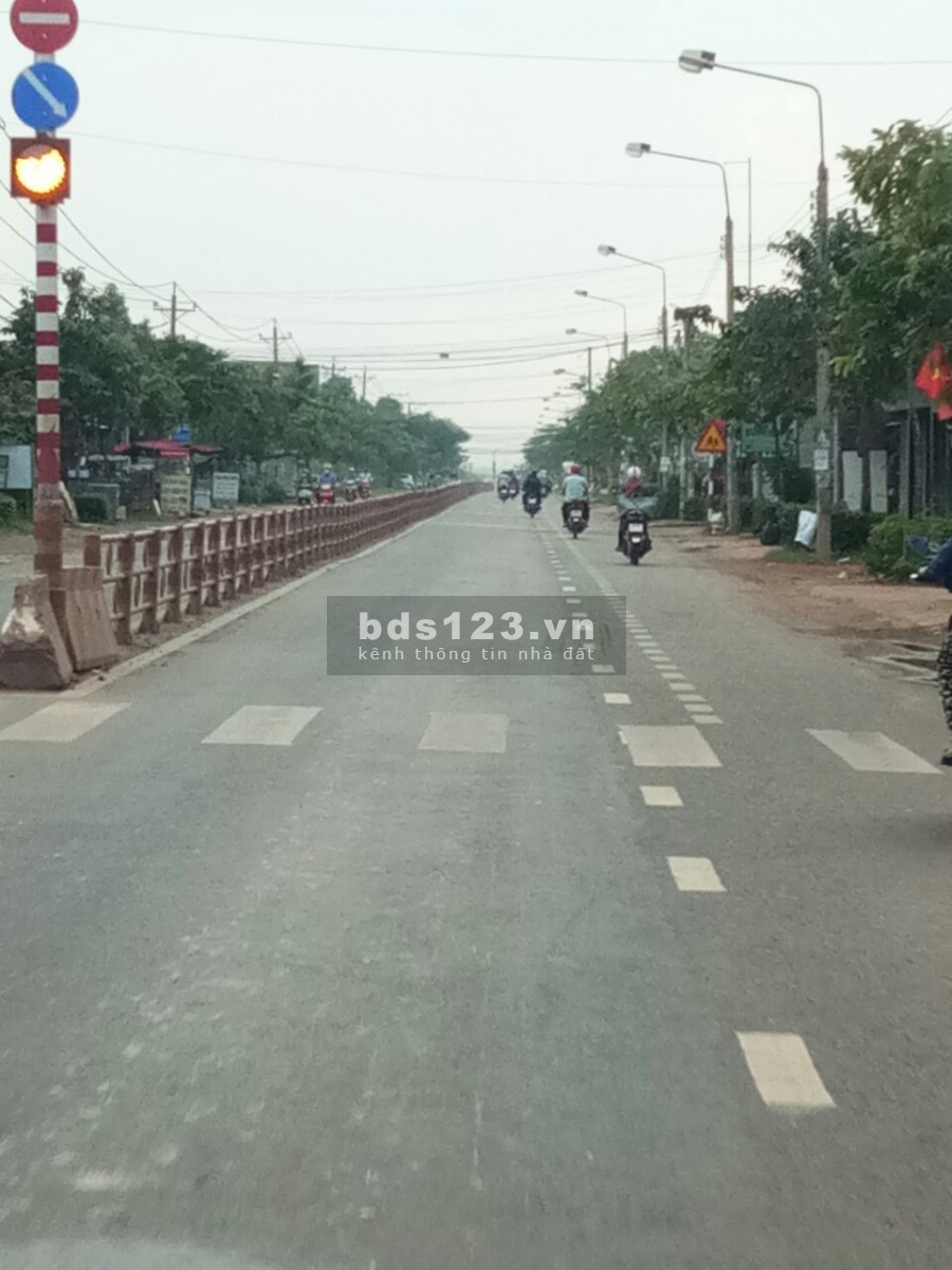 Bán Lô Đất 125m2, hướng Đông Nam, ngay nhà Văn Hóa Ấp 1 xã Vĩnh Tân, Vĩnh Cửu