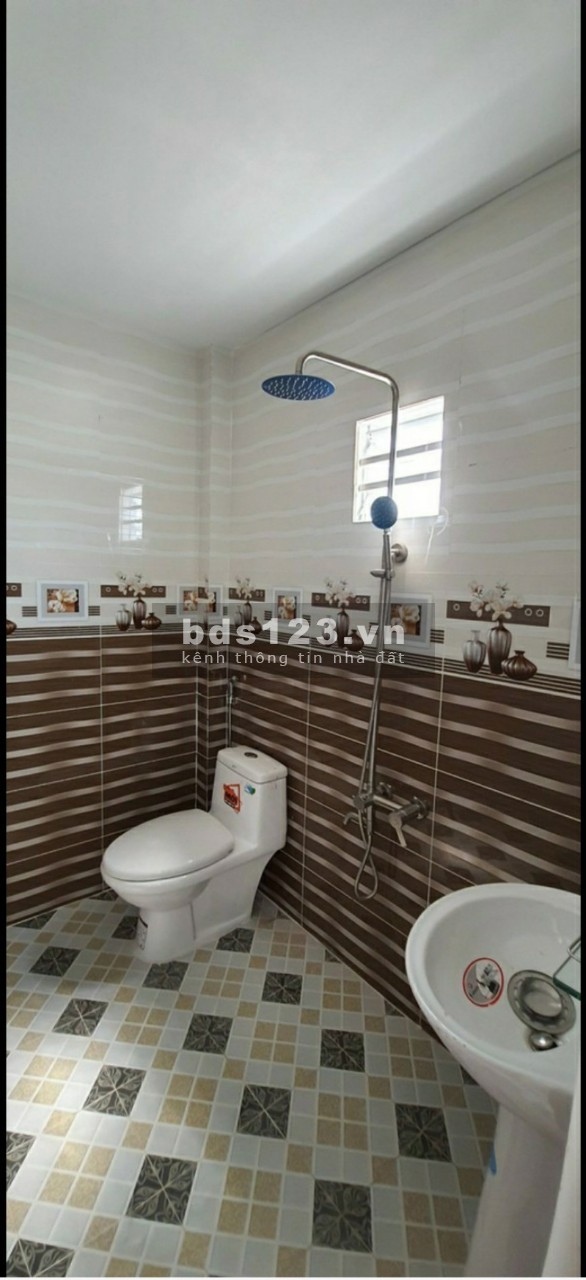 Bán nhà một lầu một trệt gần chợ Quang Thắng 5x20 giá 1tỷ750