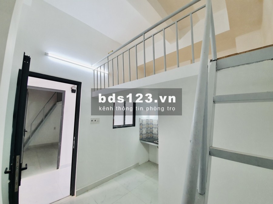 Phòng trọ mới xây giá siêu rẻ Tân Quy Quận 7 sát vách Lotte gía chỉ 2tr8