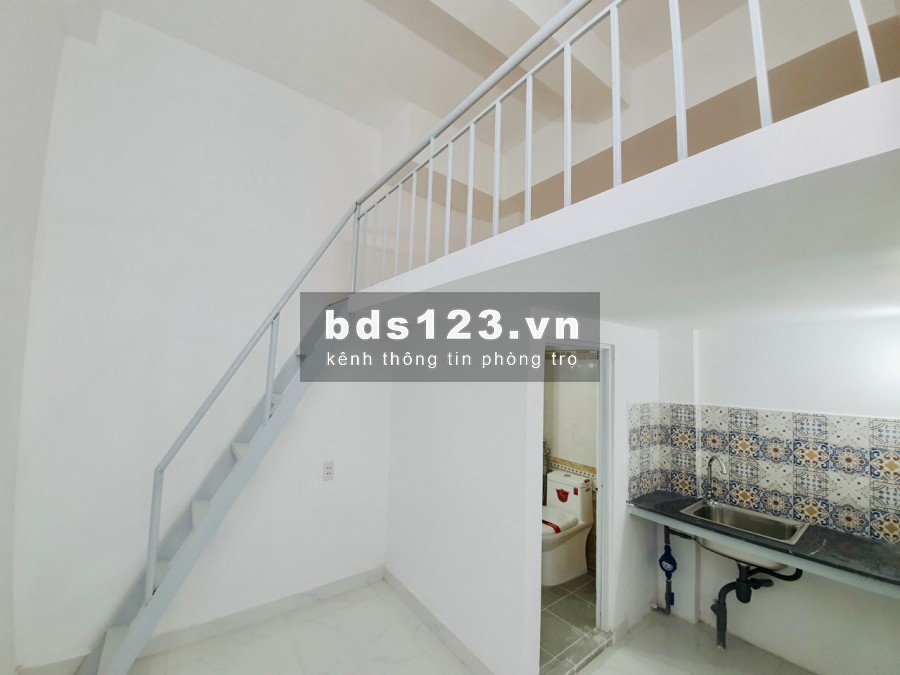 Phòng trọ mới xây giá siêu rẻ Tân Quy Quận 7 sát vách Lotte gía chỉ 2tr8