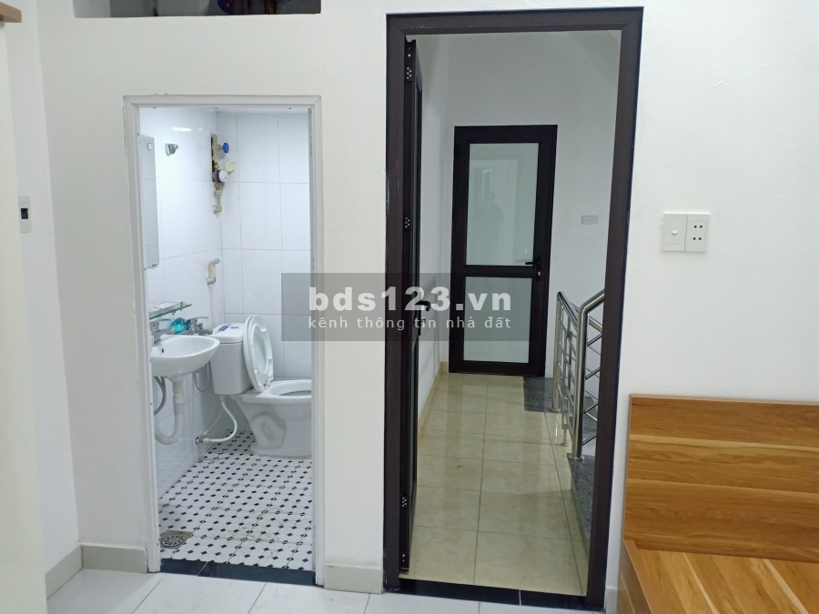 Bán tòa CCMN cho thuê 6 Tầng giá 4.8 tỷ, doanh thu 500 triệu/năm