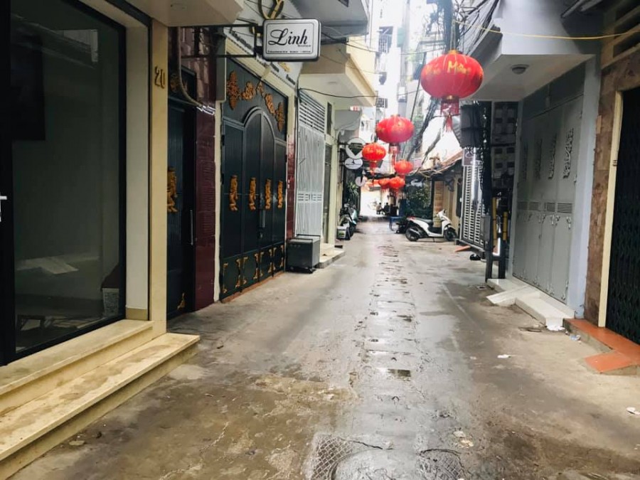 Cần bán nhà ngã 3 Kim Ngưu ô tô đỗ diện tích 40m2 cửa giá 2,2 tỷ, lhcc