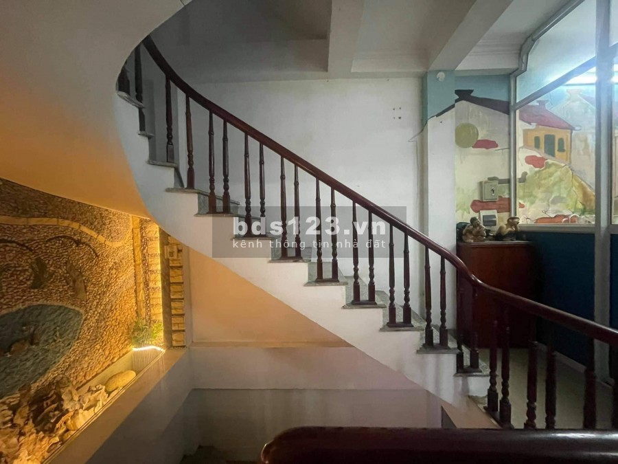 Siêu phẩm lô góc mặt phố Trương Công Giai, Quận Cầu Giấy, giá 15.5 tỷ, có thương lượng