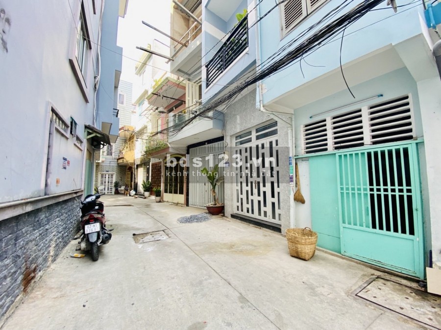 Nhà hẻm xe tải 137 Âu Dương Lân P3 Quận 8 nhà 8m khá đẹp