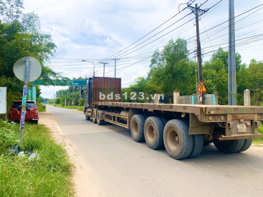 Đất sào trung tâm giữa 2 khu công nghiệp lớn, thổ cư, sổ hồng riêng