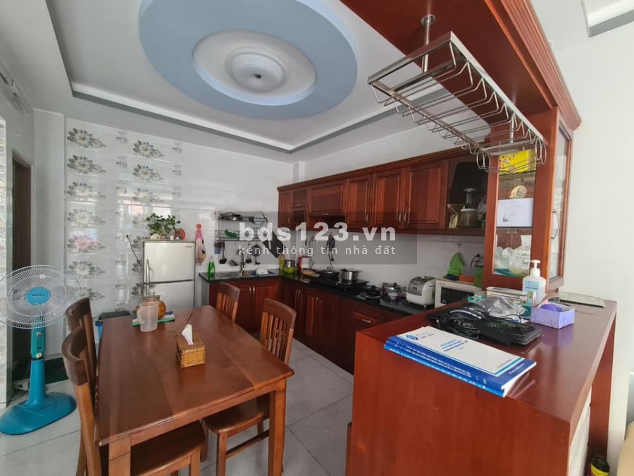 Bán gấp nhà diện tích 101m2 trung tâm Bầu Cát, Tân Bình, giá chỉ 7.4 tỷ