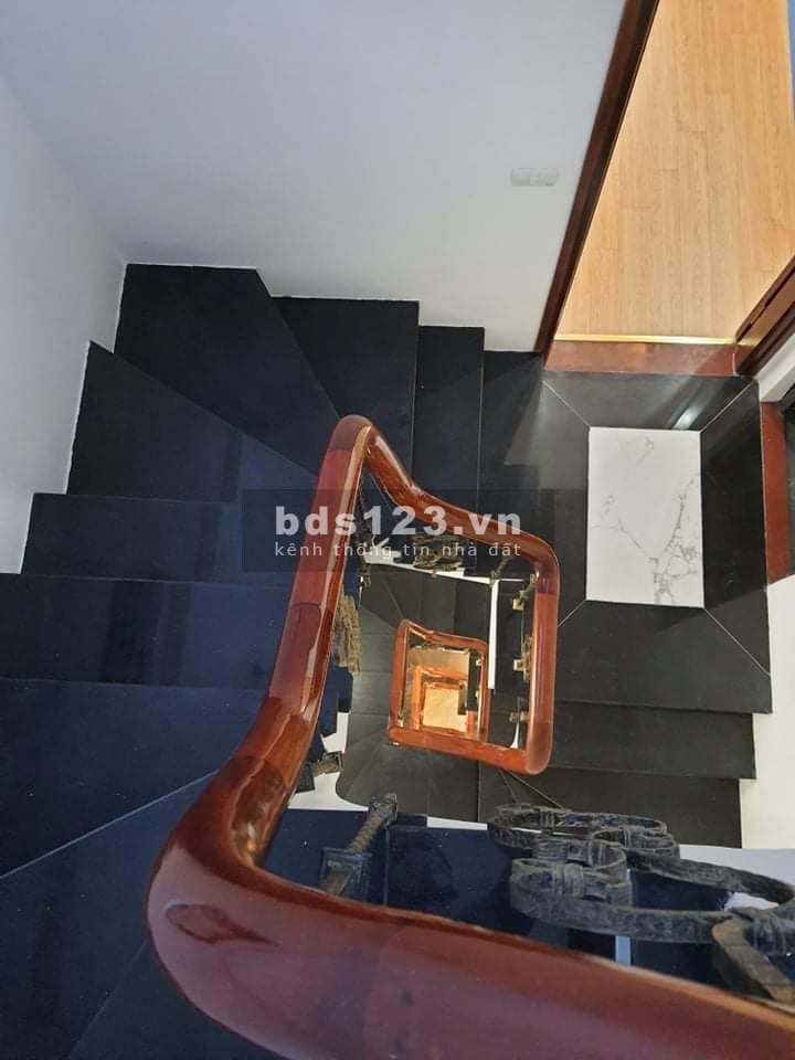 Nhà hiếm, trung tâm quận Hai Bà Trưng, đẹp long lanh, 2 thoáng