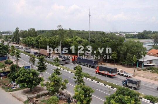 Chính chủ cần bán đất Chánh Phú Hoà, diện tích 330m2, giá chỉ 8xx triệu, sổ sẵn