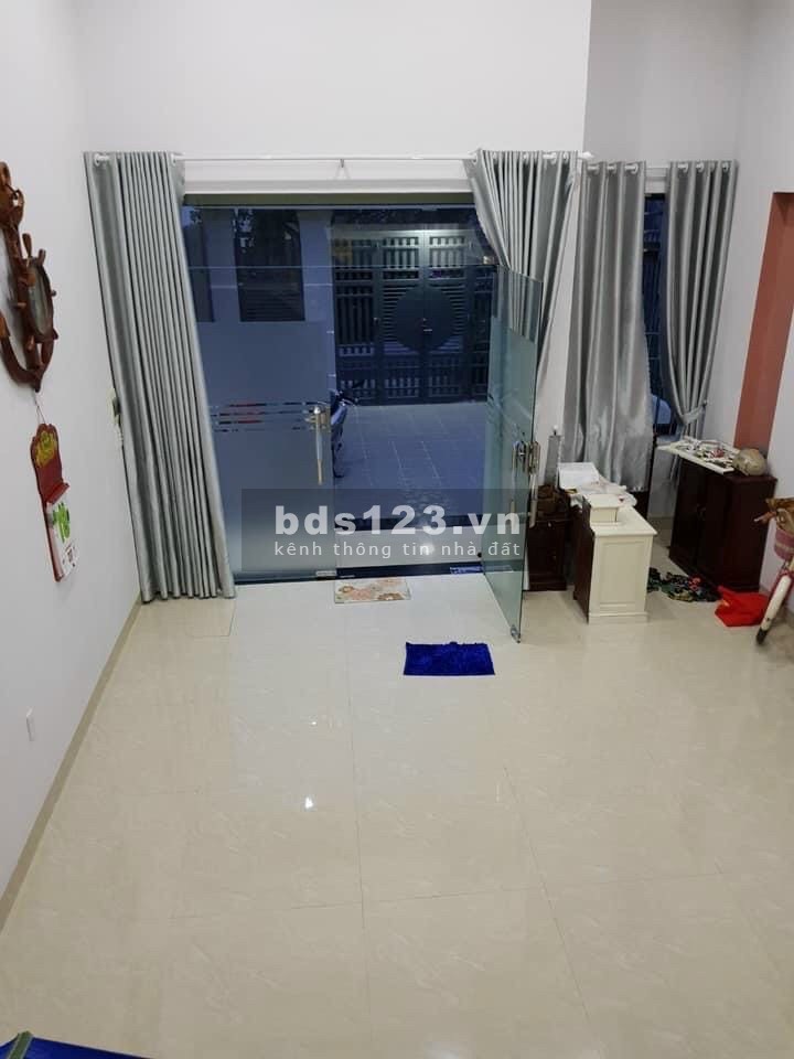 Nhà lầu sổ riêng mặt tiền Nguyễn Thái Học 5x30 giá 3tỷ690