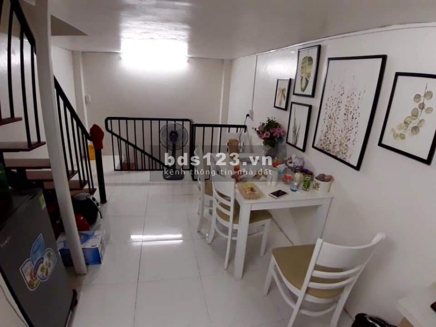 Bán nhà Mỹ Đình vị trí đẹp nội thất đẳng cấp 42,5m 5 tầng 4,8 tỷ