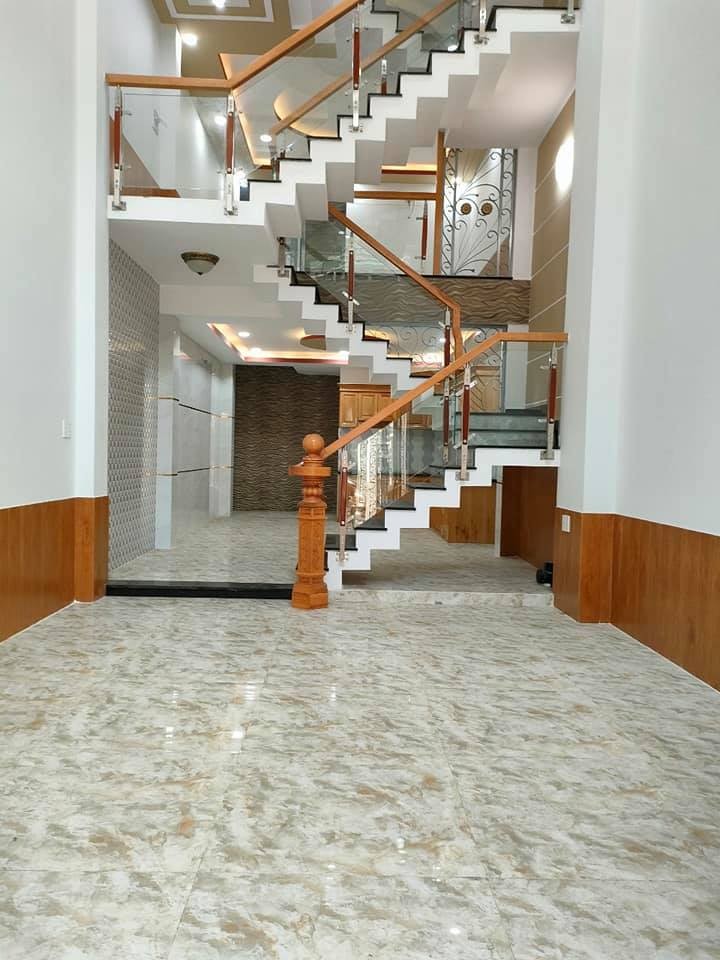 Thống Nhất, hẻm xe hơi 1 xẹt an ninh, diện tích 55m2, 5 tầng giá chỉ 6.7 Tỷ