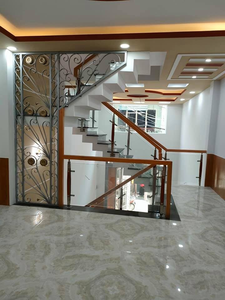 Thống Nhất, hẻm xe hơi 1 xẹt an ninh, diện tích 55m2, 5 tầng giá chỉ 6.7 Tỷ