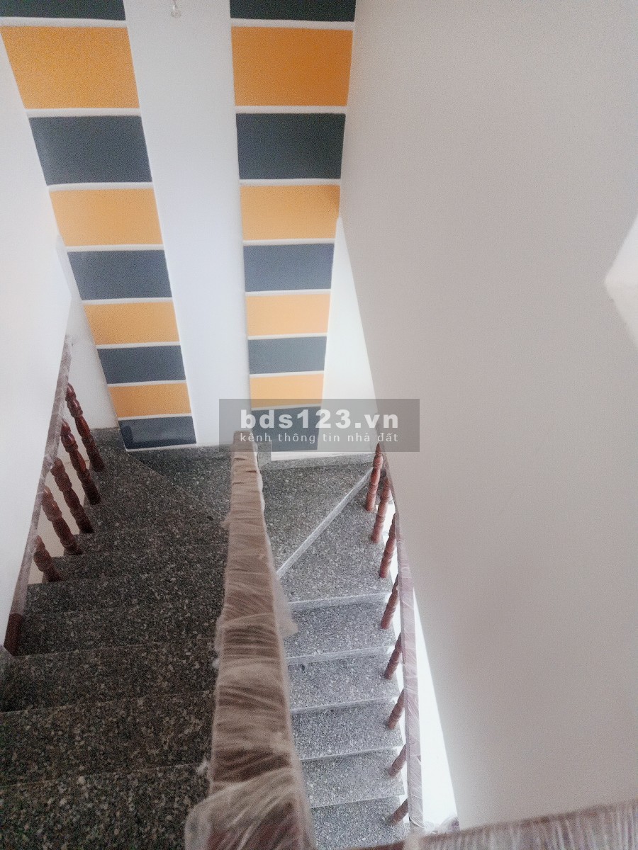 Nhà Tỉnh Lộ 10 giá rẻ mùa CoVid, giá thật sổ riêng, bàn giao ngay