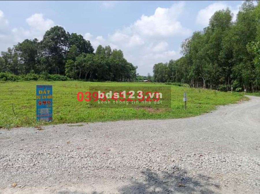 Vĩnh Tân Tân Uyên KCN VSIP 2 bán nhanh nền 300m2 chỉ 750tr có Ngân hàng hổ trợ giáp đường DT742