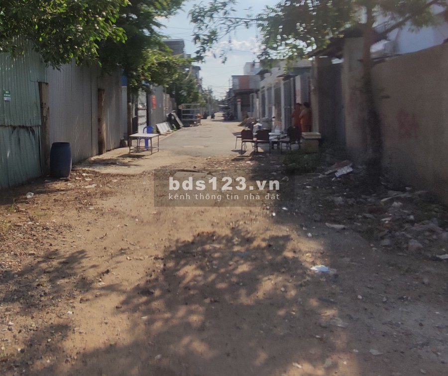 *Bán Đất* 2000m2 Quốc Lộ 13 p.Hiệp Bình Phước Q.Thủ Đức