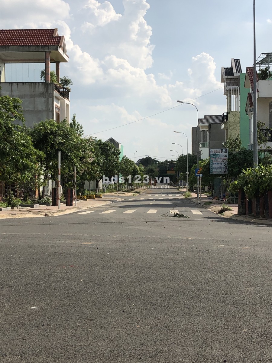 Thanh lý đất huyện Long Thành , gần sân bay Long Thành, shr, giá chỉ từ 1,6 tỷ Lh 0964115950