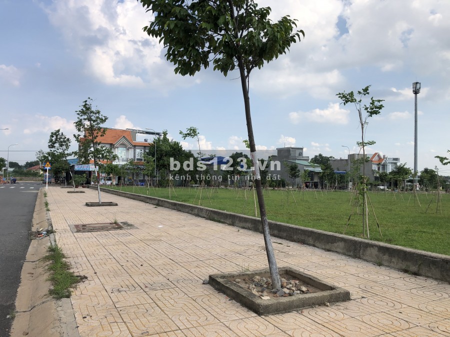 Thanh lý đất huyện Long Thành , gần sân bay Long Thành, shr, giá chỉ từ 1,6 tỷ Lh 0964115950