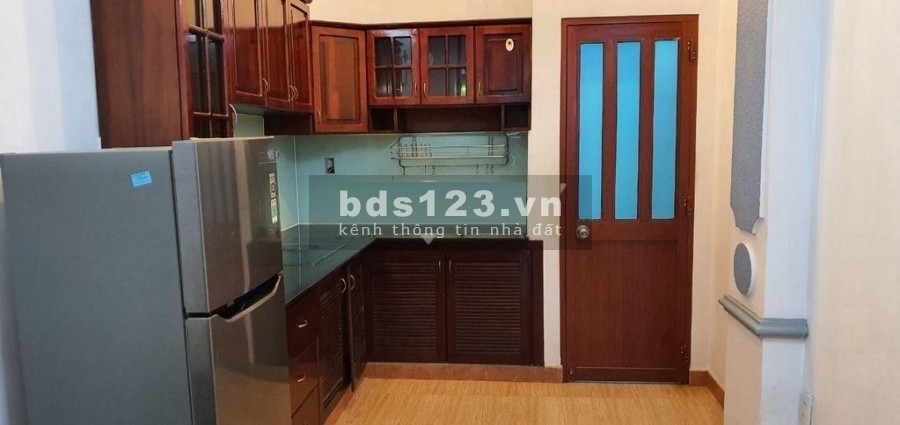 Nhà cho thuê full đầy đủ nội thất, hẻm xe hơi Trần Quốc Toản Quận 3 pn giá 15Tr