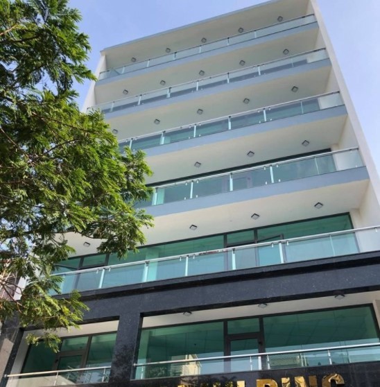 Bán tòa Building lô góc, 7 tầng, mt 11.5m, dt 215m mặt phố Lý Thường Kiệt, giá 150.5 tỷ