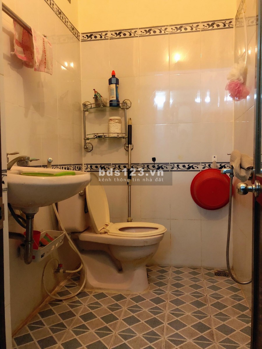 Chính Chủ Bán Gấp Nhà 3PN, Nguyễn Tất Thành P15 Quận 4, 4.5x8.9m, giá 3,1 tỷ