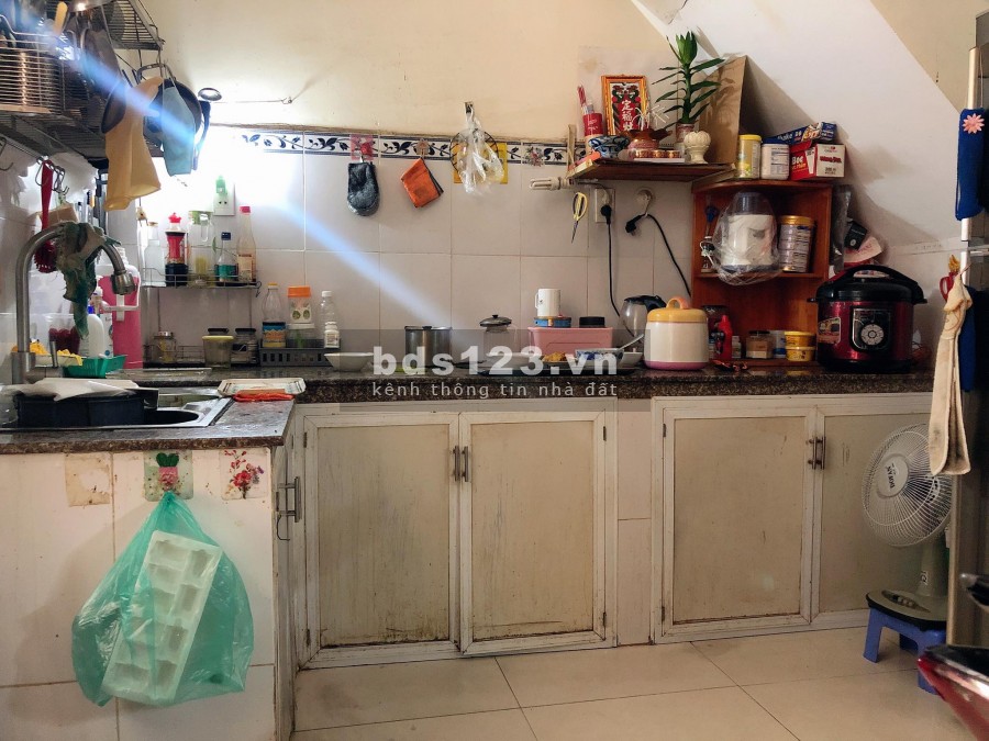Chính Chủ Bán Gấp Nhà 3PN, Nguyễn Tất Thành P15 Quận 4, 4.5x8.9m, giá 3,1 tỷ