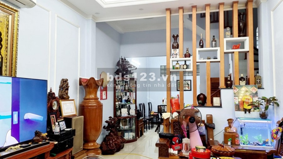 Bán nhà riêng chính chủ còn mới, diện tích 52m2x4 tầng, giá 4.8 tỷ, khu dân cư