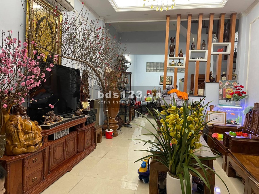 Bán nhà riêng chính chủ còn mới, diện tích 52m2x4 tầng, giá 4.8 tỷ, khu dân cư