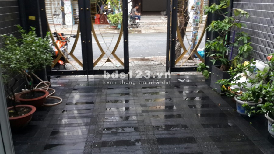 Bán nhà đường 79 Tân Quy Quận 7 dt 4x20m,3 lầu nhà đẹp giá 14.7 tỷ.