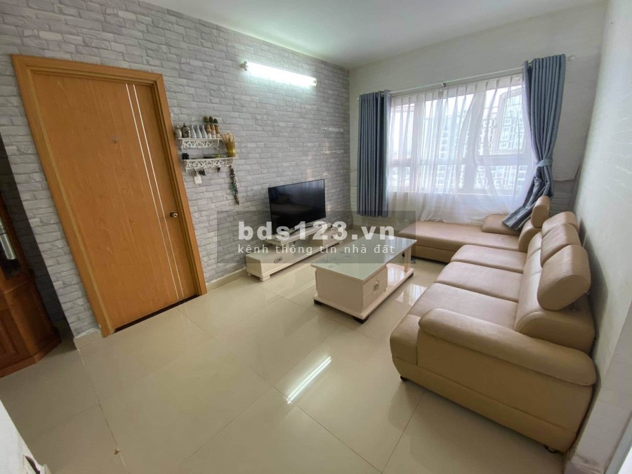 Chính chủ không ở cần cho thuê gấp căn hộ 2PN ở chung cư Saigonres, Full NT, giá đảm bảo rẻ nhất tòa. Chỉ 11.5 triệu/ tháng