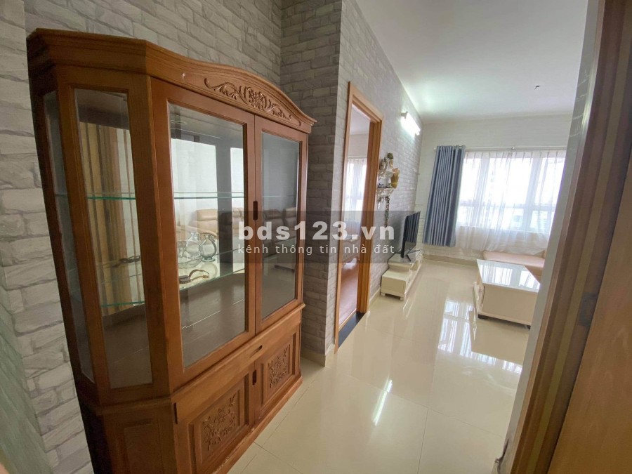 Chính chủ không ở cần cho thuê gấp căn hộ 2PN ở chung cư Saigonres, Full NT, giá đảm bảo rẻ nhất tòa. Chỉ 11.5 triệu/ tháng