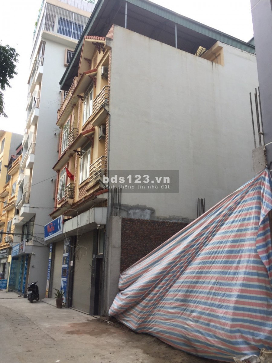 Chỉ 1.5 tỷ MT4m có ngay nhà hiếm đẹp ở luôn, ngõ nông thoáng, gần Cầu tó Thanh Trì