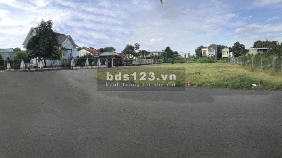 Bán đất sổ sẵn thổ cư giá 32 triệu/m2 gần bv 512 giường đường Phạm Ngọc Thạch TD1 BD