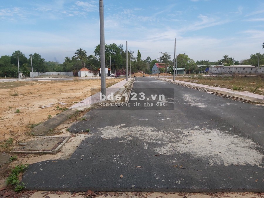 Bán đất thổ cư gần sân bay Long Thành, đầu tư hay ở đều sinh lời cao, vị trí đẹp