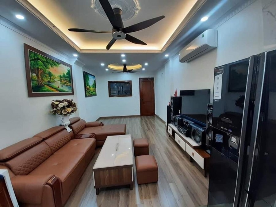 Phân lô vỉa hè Hoàng Ngân Cầu Giấy. Gara vị trí vàng ở luôn 52m2*4T giá 9.9 tỷ liên hệ 0835967888
