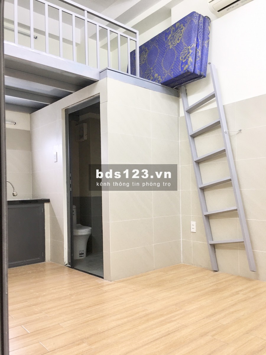 Phòng mới xây, có máy lạnh giá sinh viên - đối diện Trường ĐH CN4