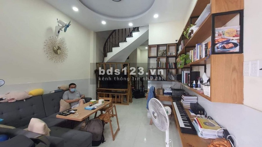 Hẻm sang, nhà đẹp khu Vip phường 9 Tân Bình DT 40m2, giá chỉ 5,6 tỷ
