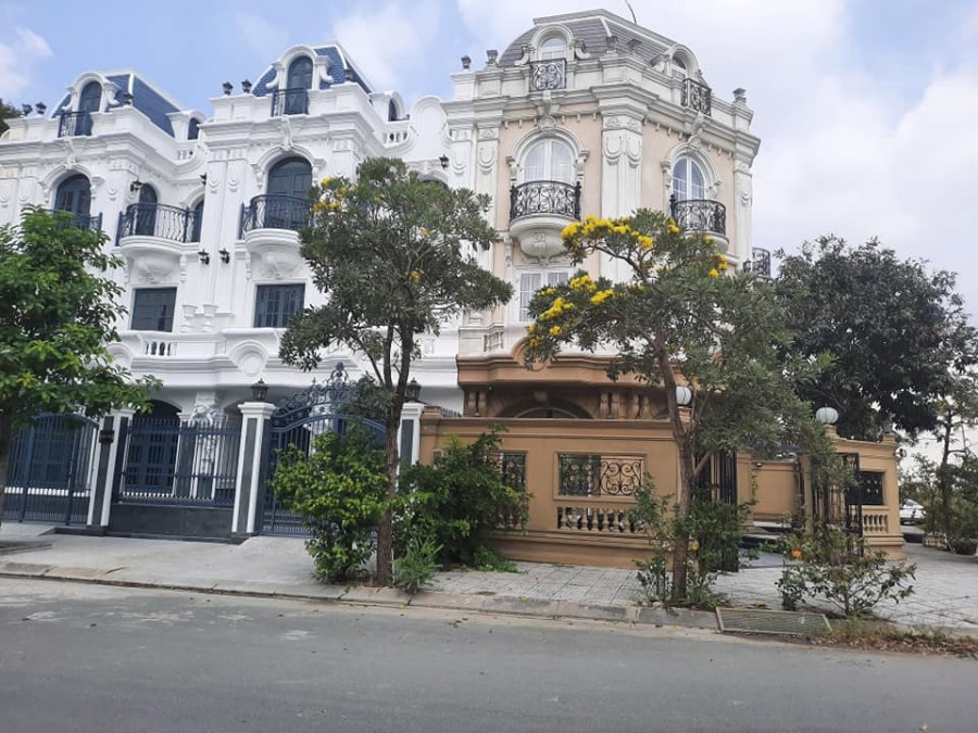 Biệt thự cao cấp Cát Lái Quận 2 2 Mặt tiền đường 4 tầng Sang Trọng 10x17 giá 17,9 tỷ