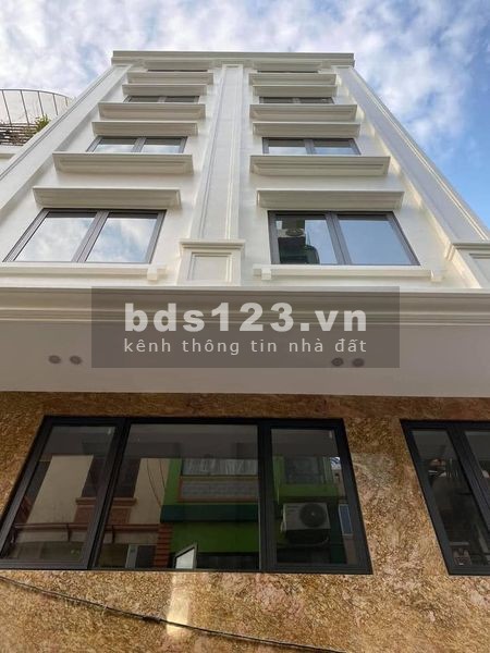 Cần bán nhà phố Hoàng Đạo Thành, Thanh Xuân, ngõ ô tô đỗ cửa 70m2, 7 tầng, giá 10.8 tỷ