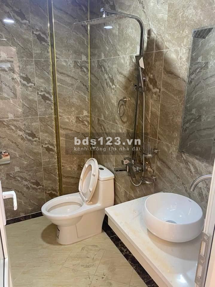 Săn ngay nhà đẹp Nhật Tảo dt 30m2, giá trị tăng từng ngày giá hấp dẫn, giá 2.85 tỷ