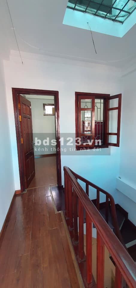 Bán nhà Minh khai, 37m x 4 tầng, sđcc, giá chỉ nhỉnh 3 tỷ, nội thất siêu xịn