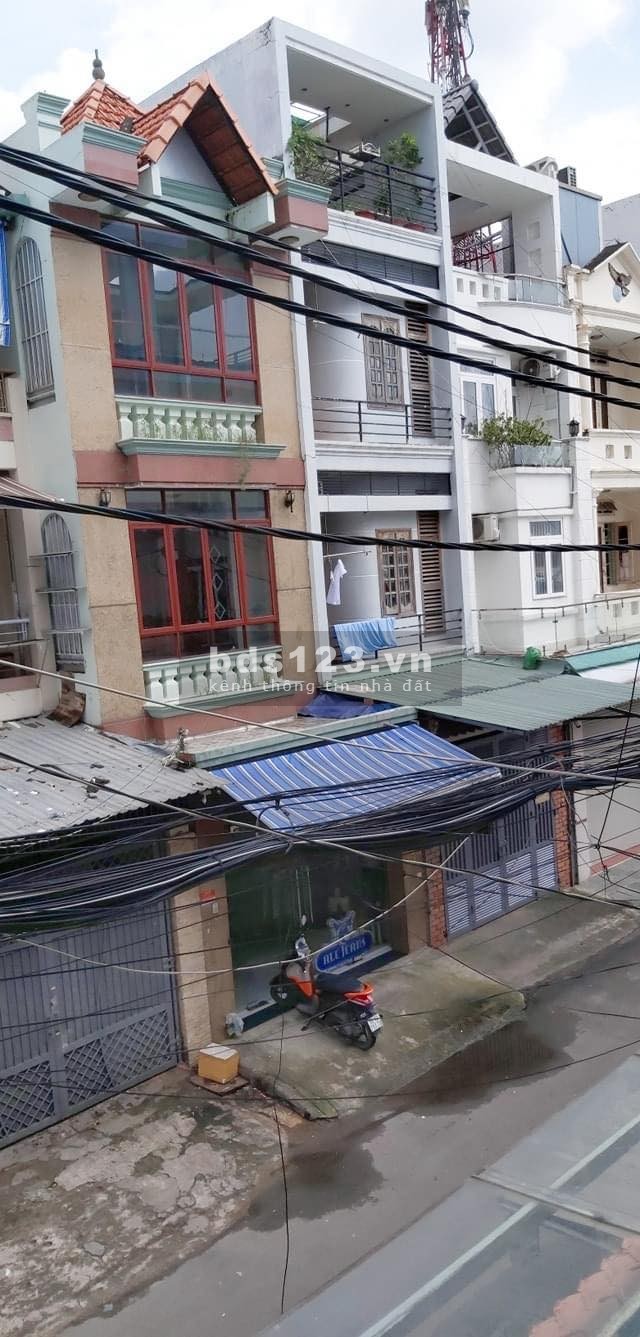 Giá không thể tốt hơn, bán nhà nguyên căn Lê Hồng Phong Quận 10, dt 32m2