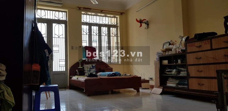 Bán Nhà Phố Quận Bình Thạnh Đường Nguyễn Văn Đậu. DT: 110m2. LH: 0932155399.