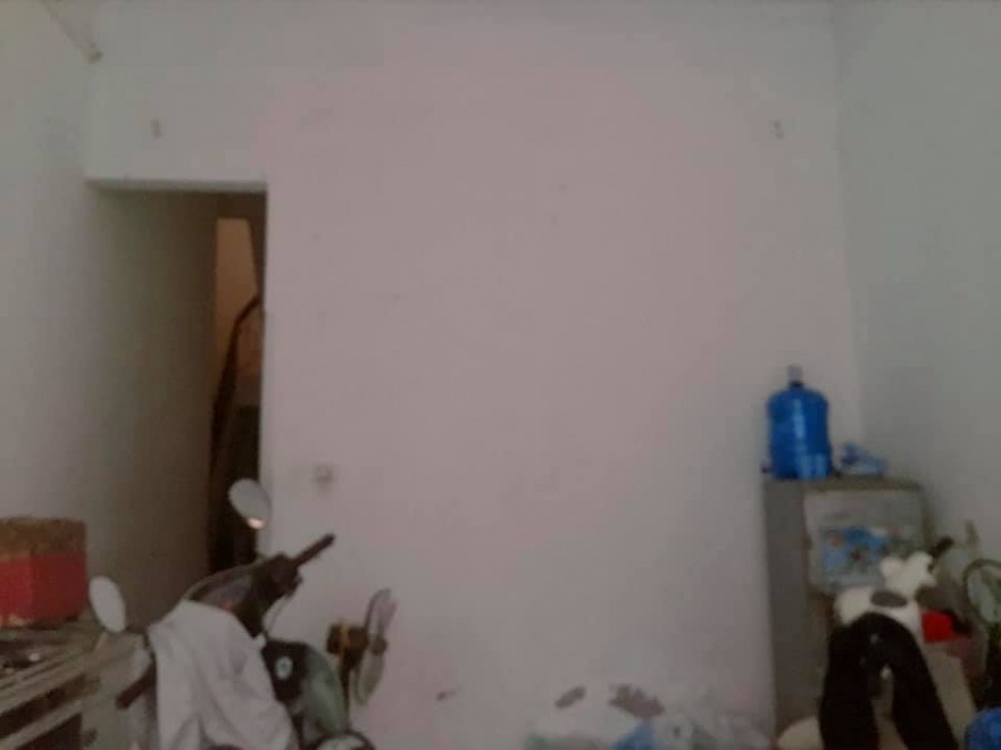 Cần bán nhà gần chợ mơ Bạch Mai 3 tầng, mt 4,5m, giá 2,9 tỷ.