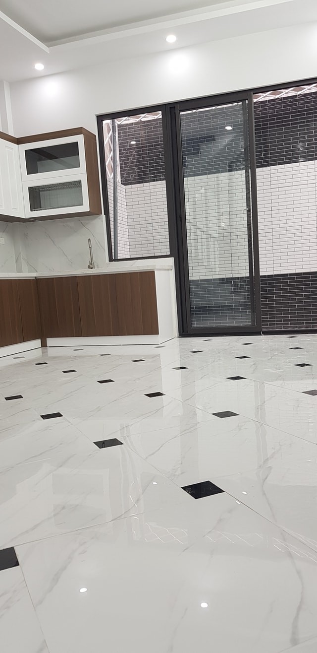 Cực hiếm nhà bán, Phân Lô Mỗ Lao, Ô tô chạy vòng quanh, Vỉa hè đá bóng.