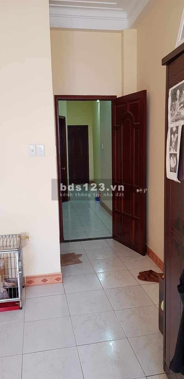 Bán Nhà Phố Quận Bình Thạnh Đường Nguyễn Văn Đậu. DT: 110m2. LH: 0932155399.
