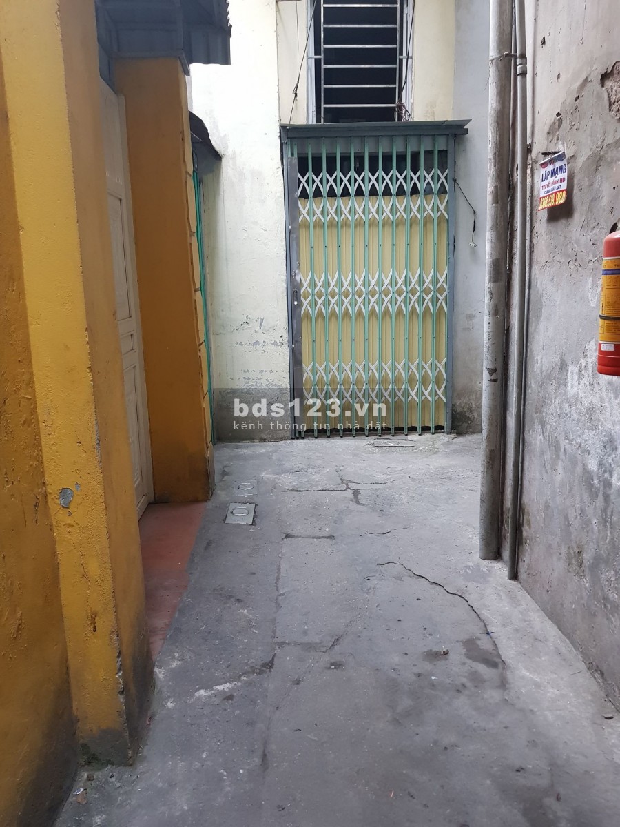 Tây Hồ ô tô đỗ cách 6m, gần phố, đi lại thuận tiện, diện tích rộng 35m2, chỉ 2.5 tỷ