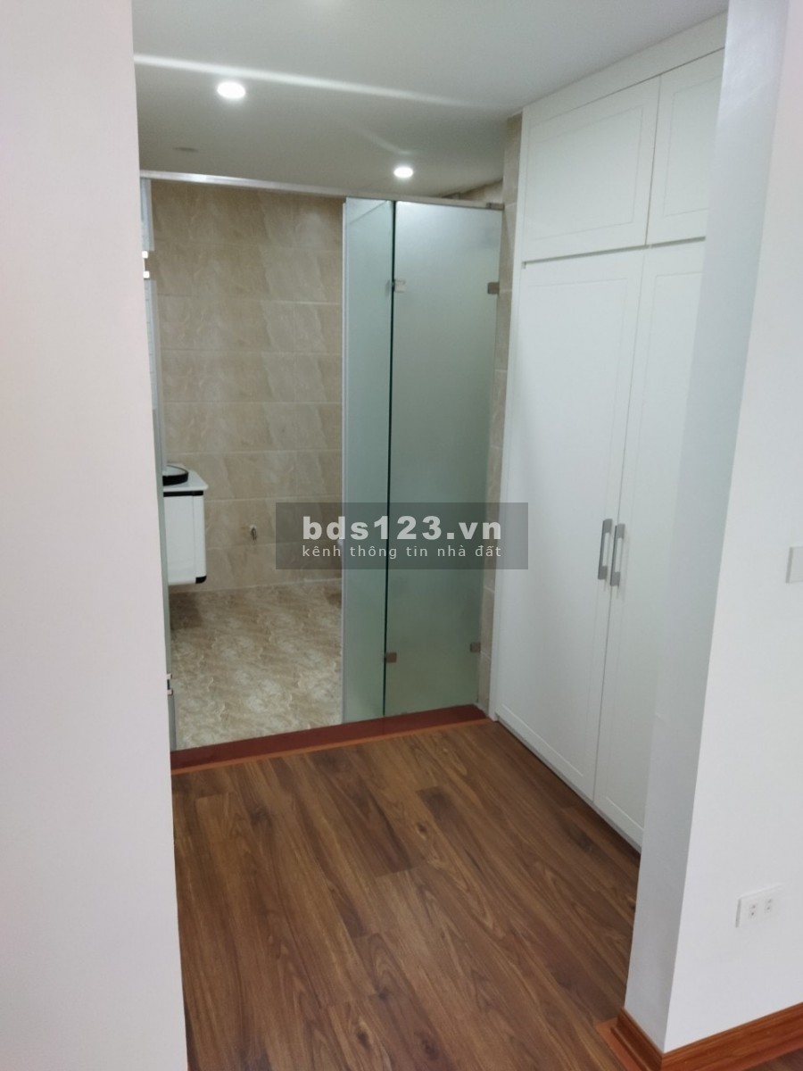 Ô tô tải đỗ cửa, trung tâm Đống Đa, kinh doanh đỉnh, phố Khương Thượng, giá 5 tỷ