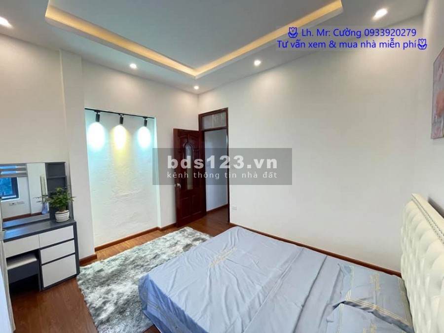 Nhà đẹp phố Lụa Vạn Phúc, Hà Đông, cực hiếm, giá 2.7 tỷ, có nhà 4 tầng đúc