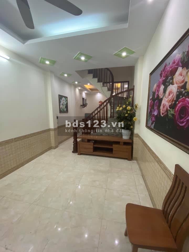 Bán nhà phân lô Đa Sỹ ô tô đỗ cửa 4 tầng 37m2 mặt tiền 3,4m giá 3,4 tỷ