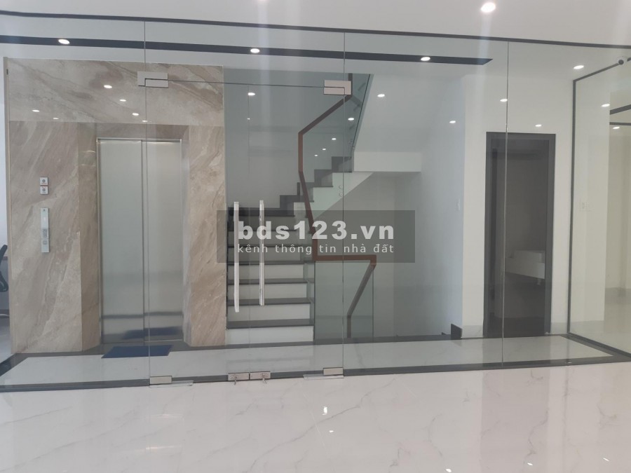 Cho thuê Nhà Văn phòng Hầm 4 sàn trống suốt 689m2 Nguyễn hoàng An Phú Quận 2 (MS:144.100.122)